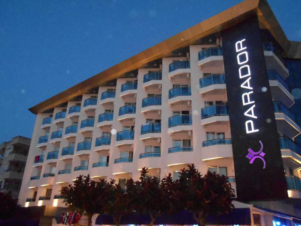 אלאניה Parador Beach Hotel מראה חיצוני תמונה